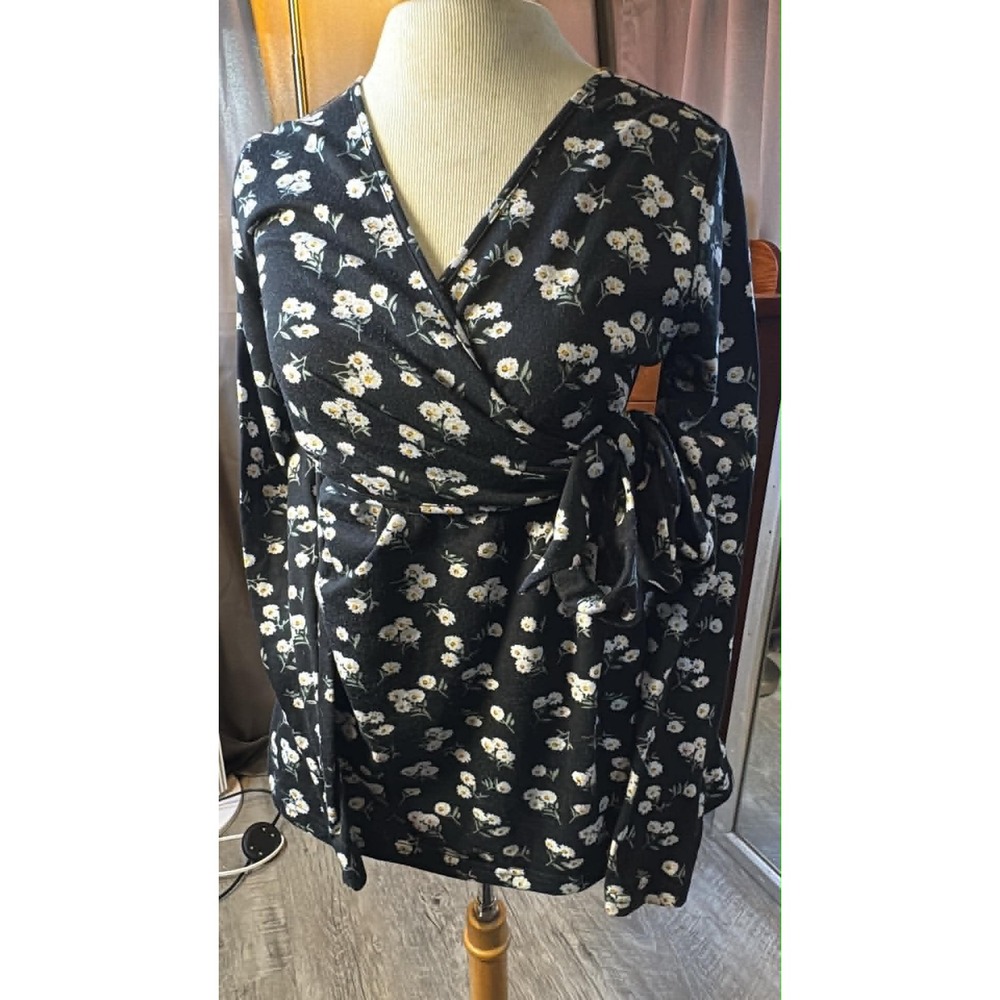 SHEIN Womens Black Daisy Floral Long Sleeve Wrap Top V-Neck Side Tie Blouse